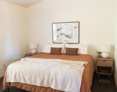 334 Coventry Rd - Photo Thumbnail 4