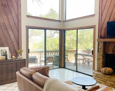 334 Coventry Rd - Photo Thumbnail 3