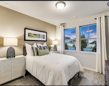 2633 Stone Branch Dr - Photo Thumbnail 16