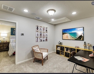 2633 Stone Branch Dr - Photo Thumbnail 19