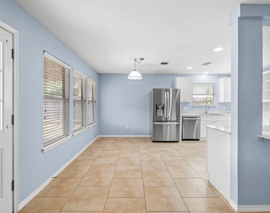 4015 Iriona Bnd - Photo Thumbnail 12