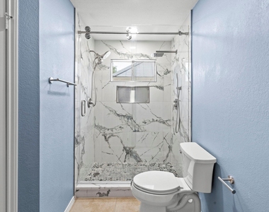 4015 Iriona Bnd - Photo Thumbnail 21