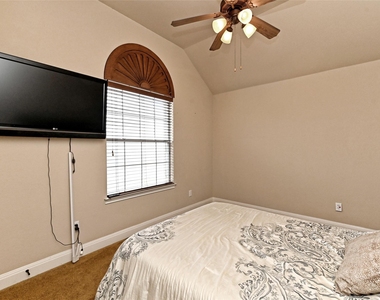 230 Sunrise Ridge Loop - Photo Thumbnail 23