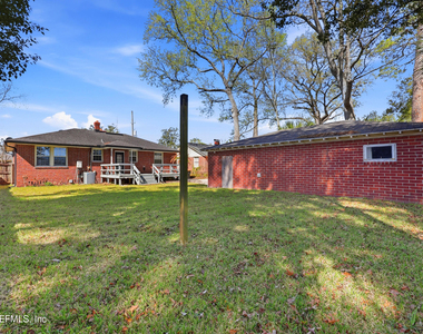813 Old Hickory Road - Photo Thumbnail 4