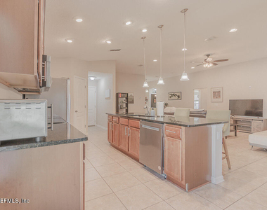 15816 Twin Creek Drive - Photo Thumbnail 2