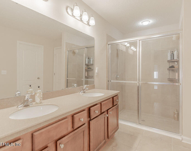 15816 Twin Creek Drive - Photo Thumbnail 30