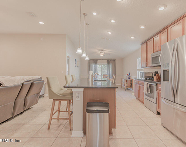 15816 Twin Creek Drive - Photo Thumbnail 12