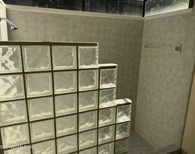 3926 High Pine Road - Photo Thumbnail 17