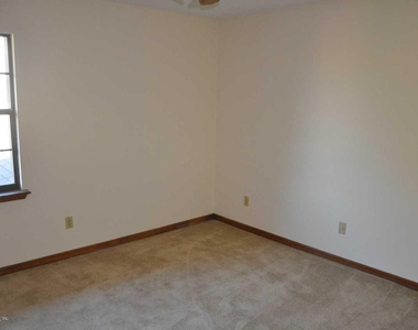 3926 High Pine Road - Photo Thumbnail 7