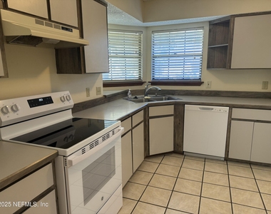 3926 High Pine Road - Photo Thumbnail 18