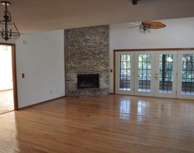 3926 High Pine Road - Photo Thumbnail 2