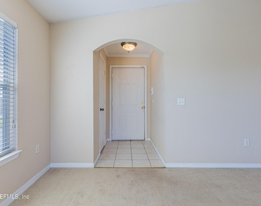 7800 Point Meadows Drive - Photo Thumbnail 6