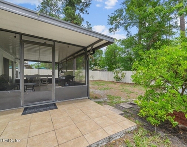 11179 Bentley Trace Lane E - Photo Thumbnail 25