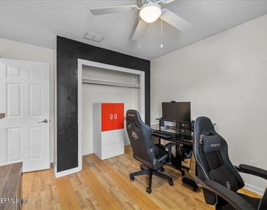 11179 Bentley Trace Lane E - Photo Thumbnail 19