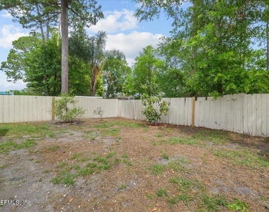 11179 Bentley Trace Lane E - Photo Thumbnail 26