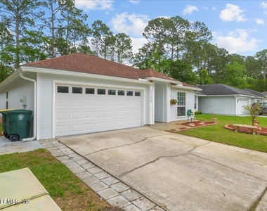 11179 Bentley Trace Lane E - Photo Thumbnail 2