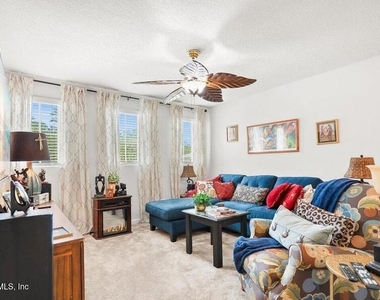 11442 Eagle Vail Court - Photo Thumbnail 13