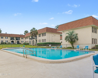 1557 El Prado Road - Photo Thumbnail 4