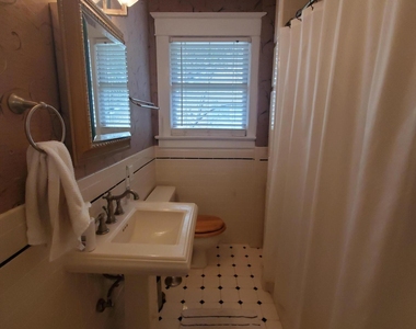 2846 Sydney Street - Photo Thumbnail 35