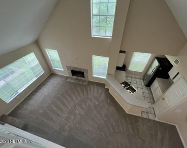13700 Richmond Park Drive - Photo Thumbnail 28