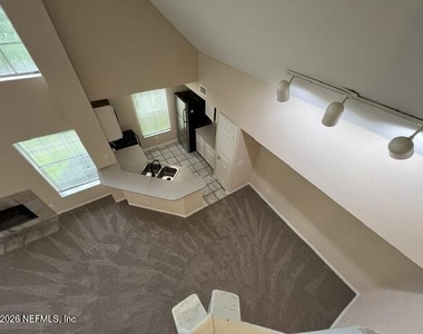 13700 Richmond Park Drive - Photo Thumbnail 27