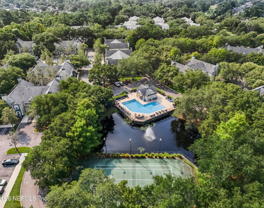 13703 Richmond Park Drive - Photo Thumbnail 28