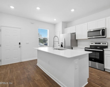 141 Sage Branch Street - Photo Thumbnail 8