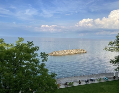 1210 W Jarvis Avenue - Photo Thumbnail 12