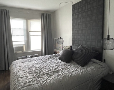1210 W Jarvis Avenue - Photo Thumbnail 10