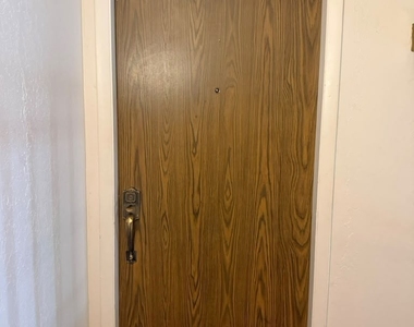 327 Wildberry Court - Photo Thumbnail 2