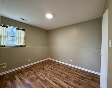 301 Cherrywood Court - Photo Thumbnail 12