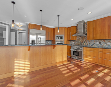 7242 Greywall Court - Photo Thumbnail 9