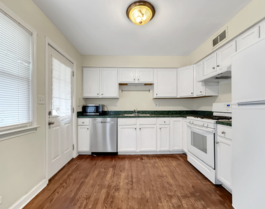 830 N Loomis Street - Photo Thumbnail 3