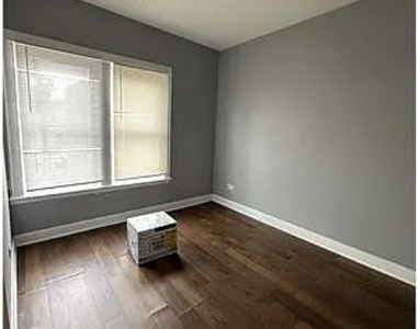 6444 S Eberhart Avenue - Photo Thumbnail 17