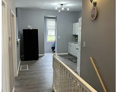 6444 S Eberhart Avenue - Photo Thumbnail 11