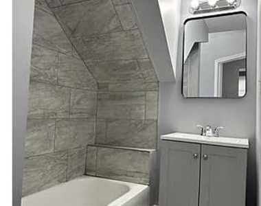 6444 S Eberhart Avenue - Photo Thumbnail 10