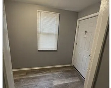 6444 S Eberhart Avenue - Photo Thumbnail 19