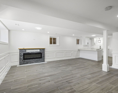 3934 N Sawyer Avenue - Photo Thumbnail 5