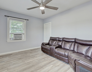 6 S Monterey Avenue - Photo Thumbnail 5