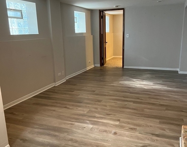 3762 N Kenmore Avenue - Photo Thumbnail 7