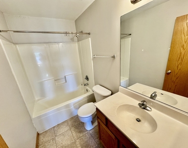 384 Horizon Lane - Photo Thumbnail 10