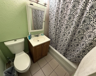 4812 S Elizabeth Street - Photo Thumbnail 14