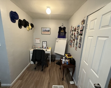 4812 S Elizabeth Street - Photo Thumbnail 10