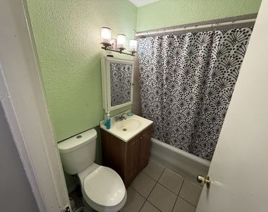 4812 S Elizabeth Street - Photo Thumbnail 13