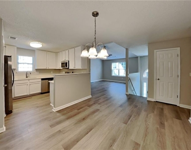 2928 Yukon Trail Nw - Photo Thumbnail 4