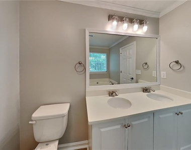 2928 Yukon Trail Nw - Photo Thumbnail 8