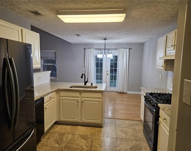 237 Osmanthus Way - Photo Thumbnail 9