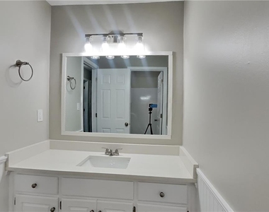 4602 Shay Terrace - Photo Thumbnail 15