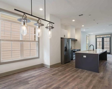 40 Becker Place - Photo Thumbnail 8