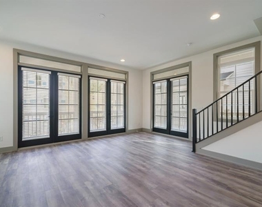40 Becker Place - Photo Thumbnail 13